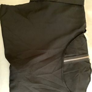 Black top with zipper on back!